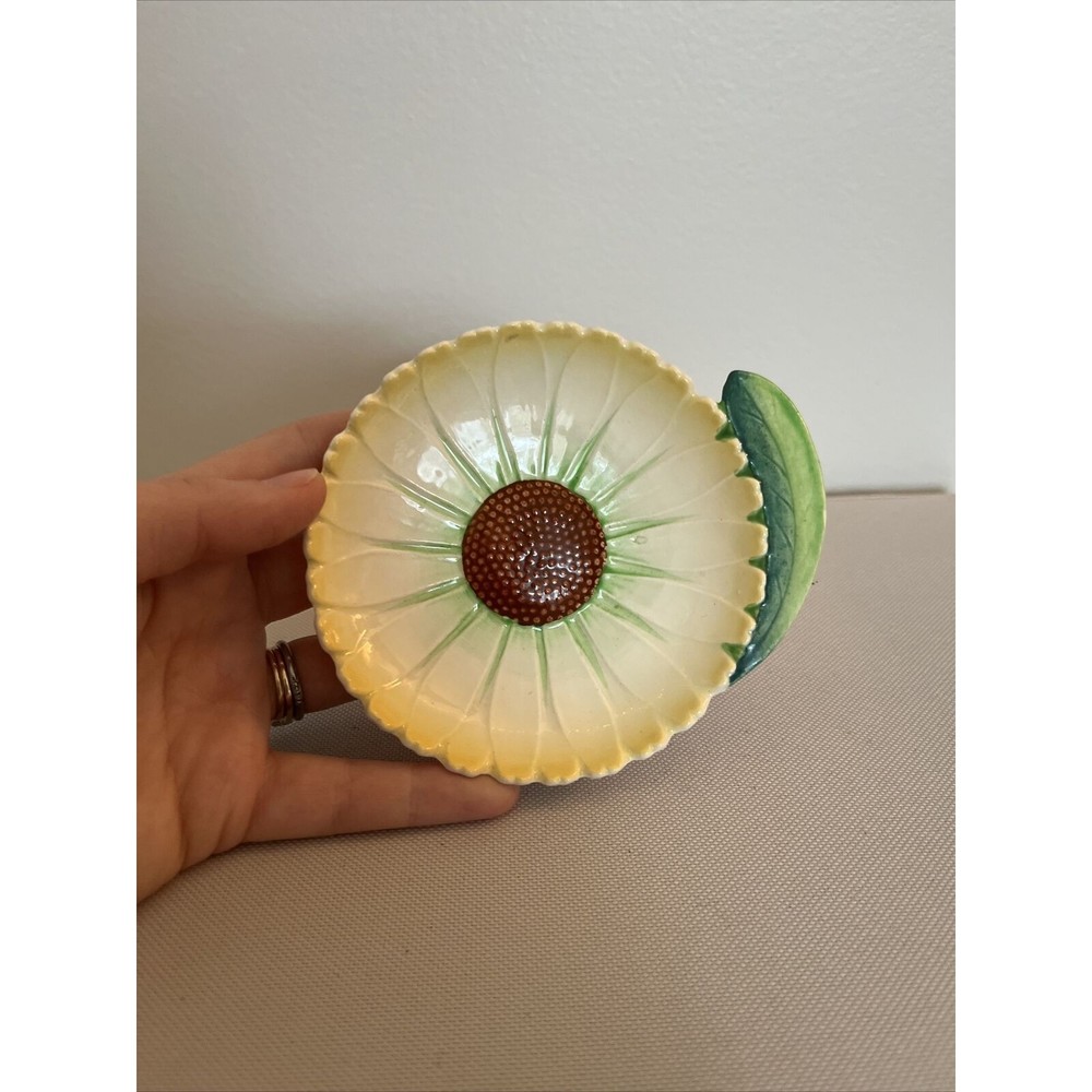 Vintage Carlton Ware Daisy Plate - Jam/Butter Plate ~ 4" Dia. Made In England